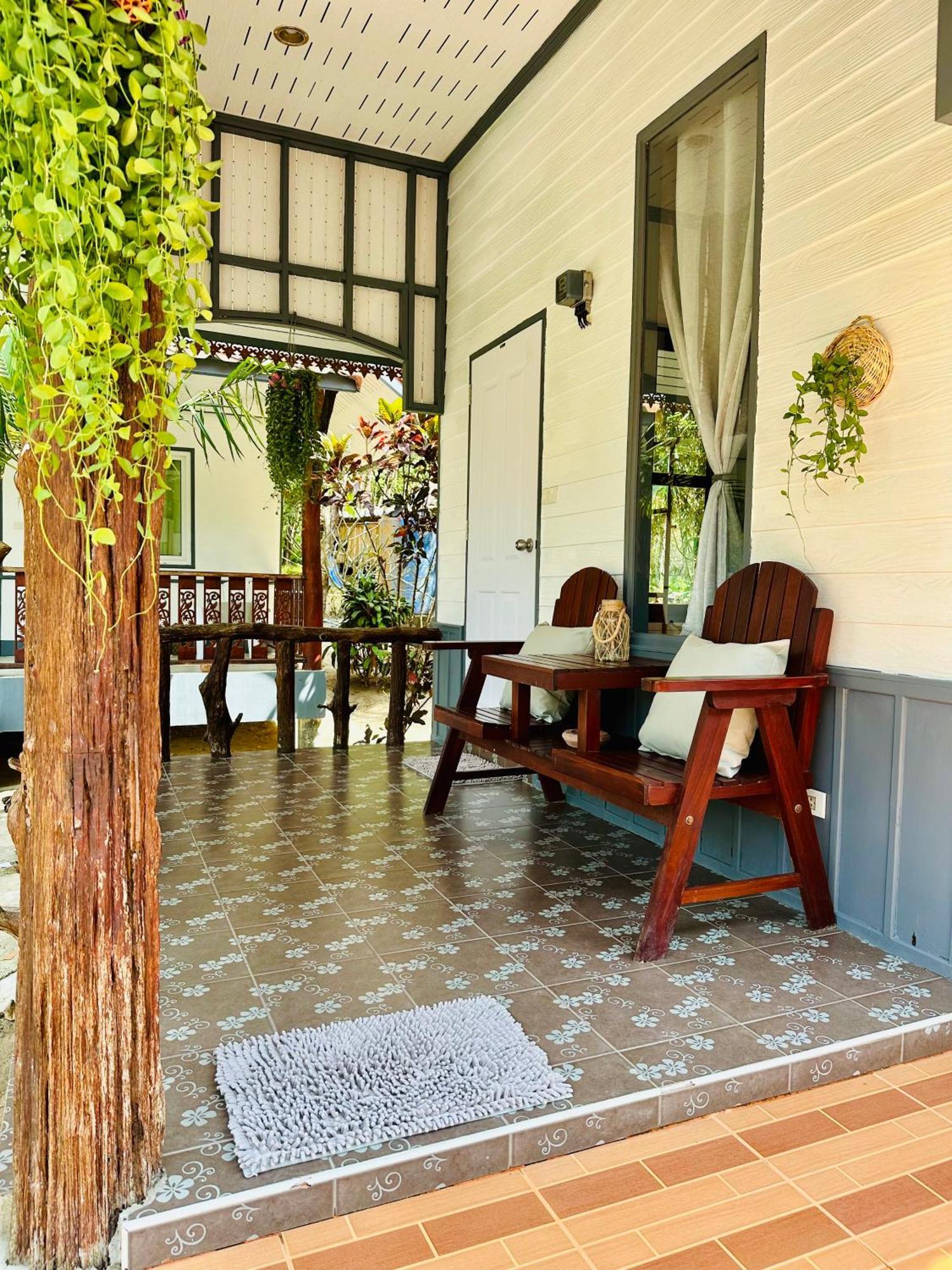 Koh Kood Garden House Hotel Ban Lak Uan Exterior photo