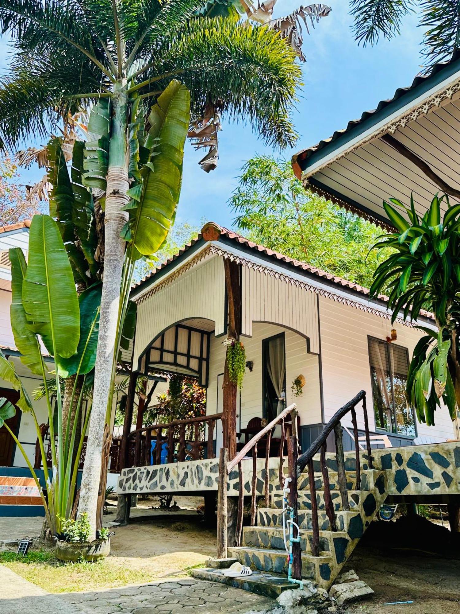 Koh Kood Garden House Hotel Ban Lak Uan Exterior photo