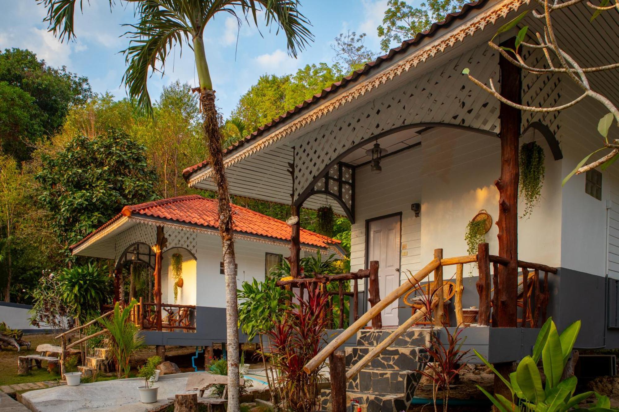 Koh Kood Garden House Hotel Ban Lak Uan Exterior photo